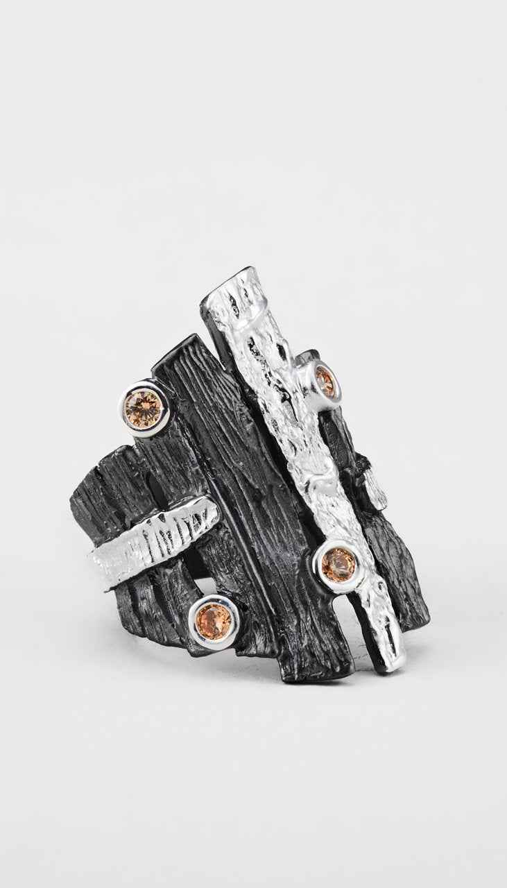 Black Murmuring Bark Ring