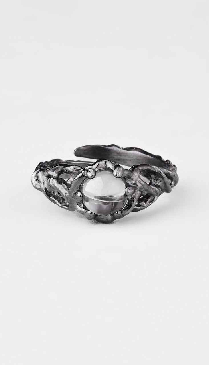 Black Woven Vines Ring