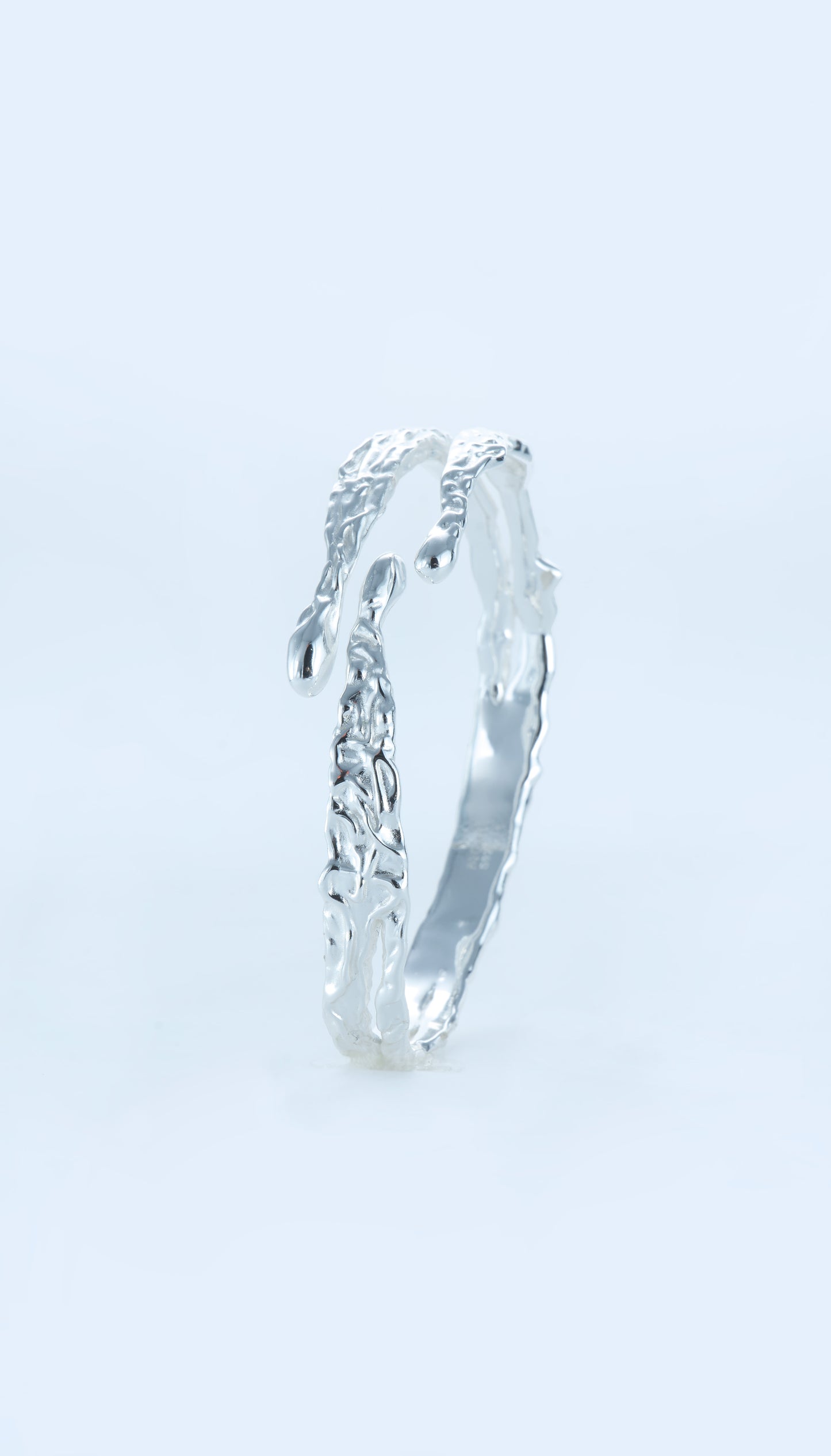 White Ethereal Tide Bracelet - RQ Cactus