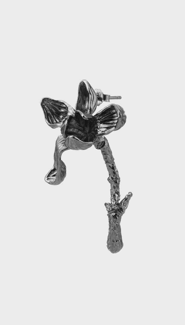 Black Magnolia Bloom Single Stud - RQ Cactus