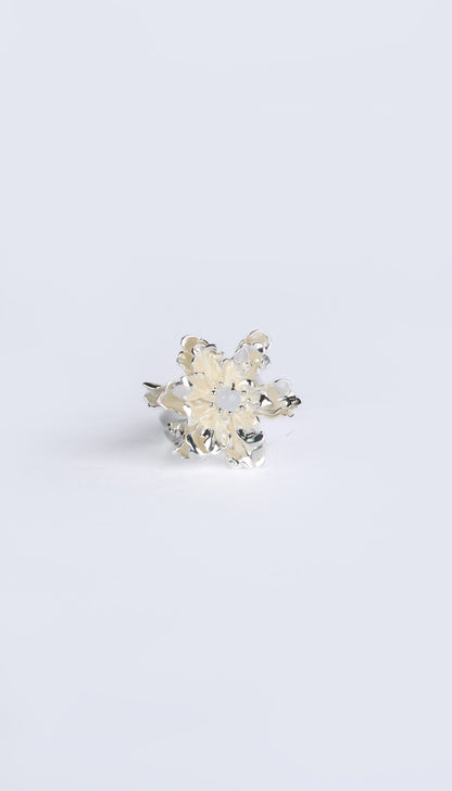 Petite Twilight Vein Ring