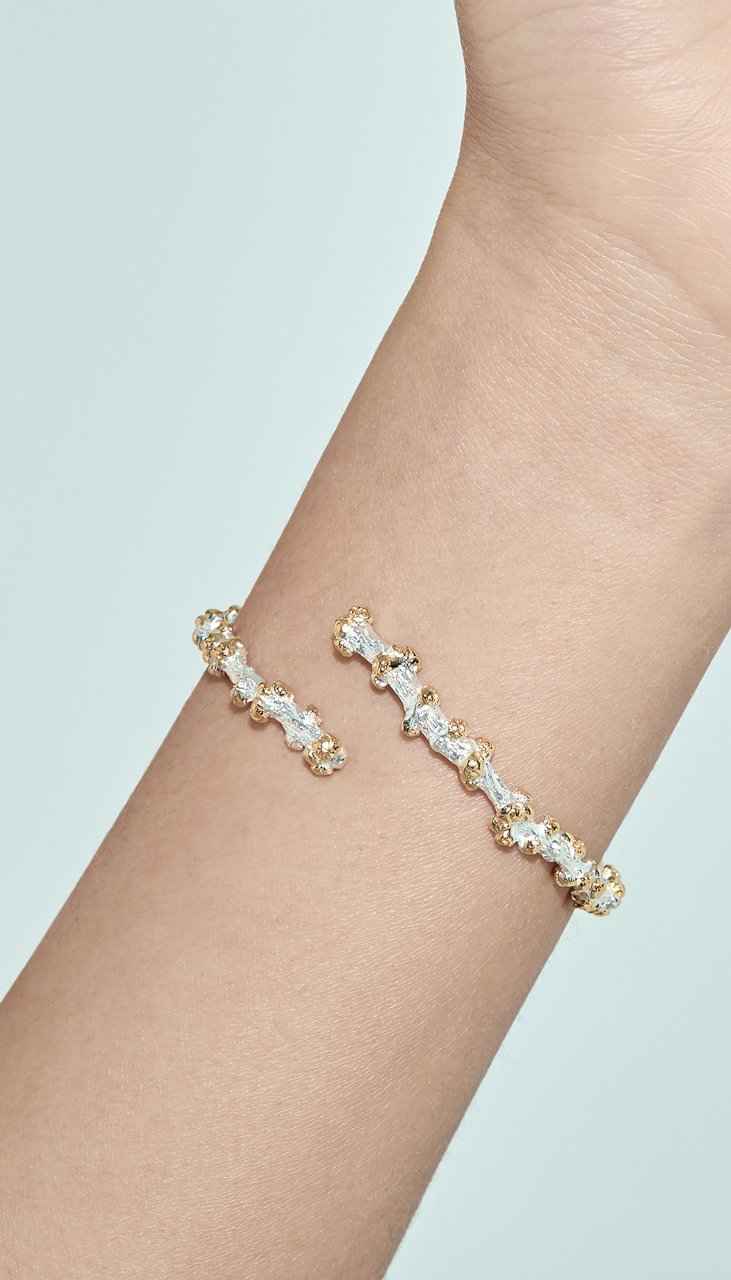 White Blooming Arbor Bracelet - RQ Cactus