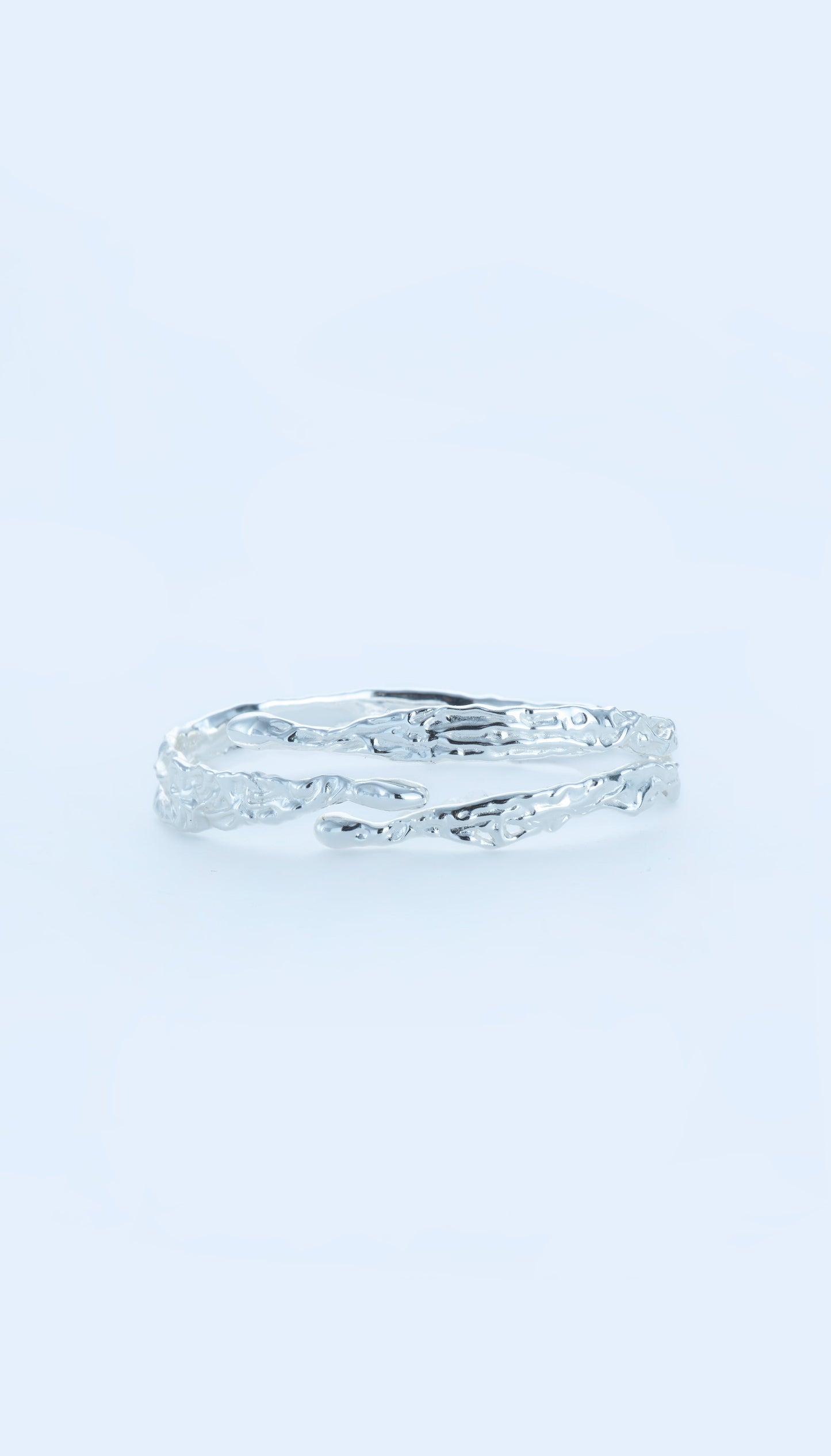White Ethereal Tide Bracelet - RQ Cactus