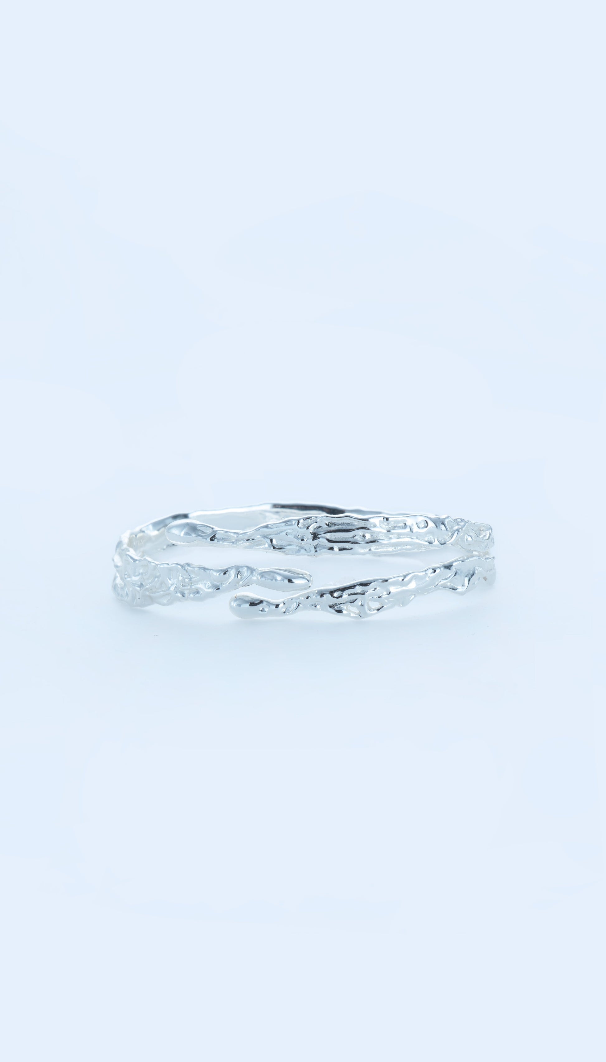 White Ethereal Tide Bracelet - RQ Cactus