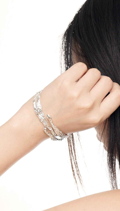 White Ethereal Tide Bracelet - RQ Cactus